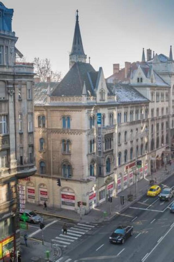 Hi-Bp Sunny Home Apartments In The Heart Of Budapest Exteriör bild